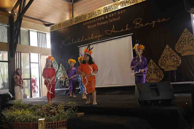 Tari Kreasi