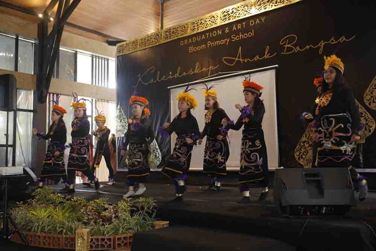 Tari Kreasi
