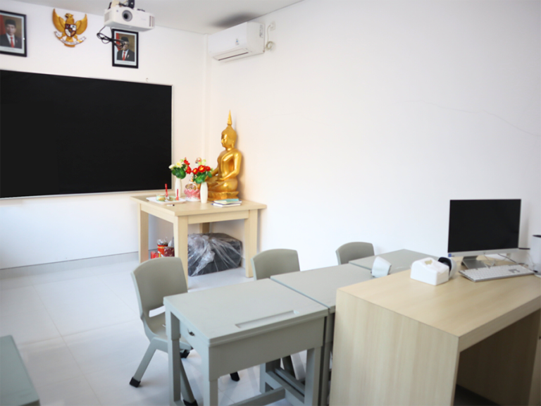 Ruang Kelas Agama Buddha